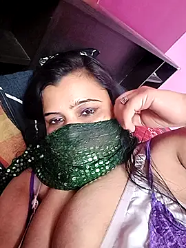 RESHMA 21 online show from 02/08/25, 10:40