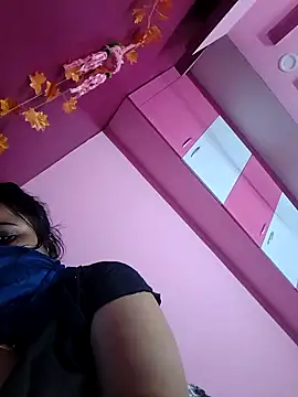 RESHMA 21 online show from 01/29/25, 12:43