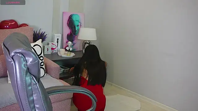 Snapshot of _MIURA_ chatting on 02/14/25, 01:13 MIURA online show from 02/14/25, 01:13