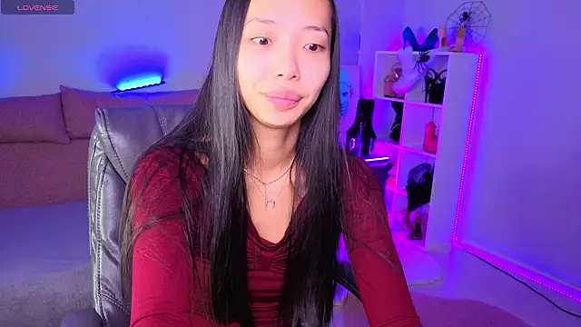 Snapshot of _MIURA_ chatting on 11/02/25, 12:59 MIURA online show from 11/02/25, 12:59