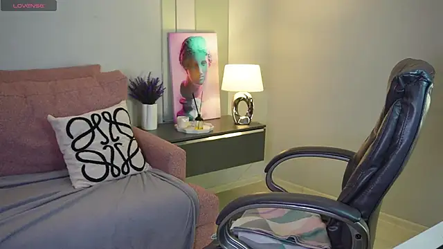 Snapshot of _MIURA_ chatting on 03/18/25, 01:02 MIURA online show from 03/18/25, 01:02