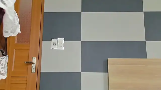 Kiera Thomas online show from 11/10/25, 05:56