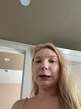 AmmyHot online show from 03/26/26, 02:32