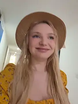 AmmyHot online show from 04/03/26, 03:13