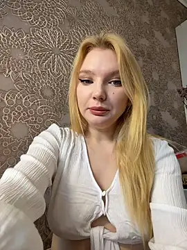 AmmyHot online show from 11/08/25, 04:16