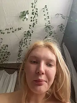 Snapshot of AmmyHot chatting on 07/16/26, 04:09 AmmyHot online show from 07/16/26, 04:09