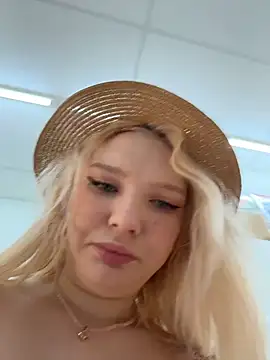 AmmyHot online show from 03/17/26, 02:14