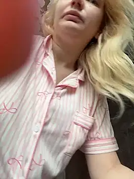 AmmyHot online show from 03/12/26, 03:12