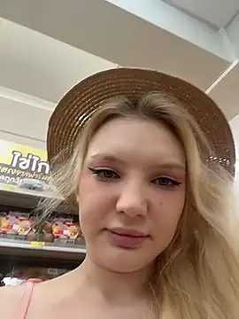 AmmyHot online show from 04/07/26, 03:19