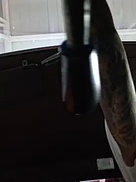 Hotbodyscottie online show from 05/11/26, 09:43