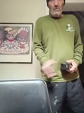 Hotbodyscottie online show from 12/04/25, 08:35