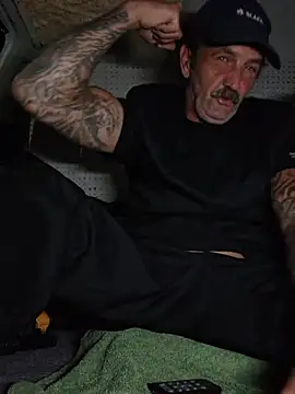 Hotbodyscottie online show from 03/25/26, 01:39