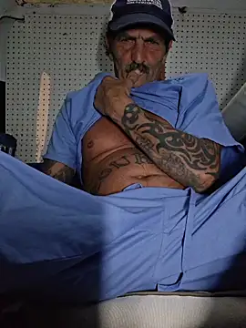 Hotbodyscottie online show from 03/23/26, 12:22