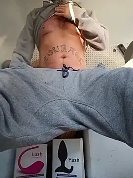 Hotbodyscottie online show from 11/16/25, 12:43