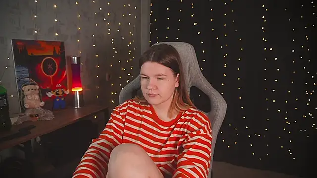 cuteamberlyyy online show from 10/14/25, 03:07