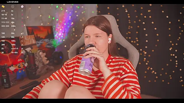 cuteamberlyyy online show from 07/14/26, 06:40