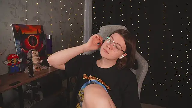 cuteamberlyyy online show from 04/07/26, 04:36