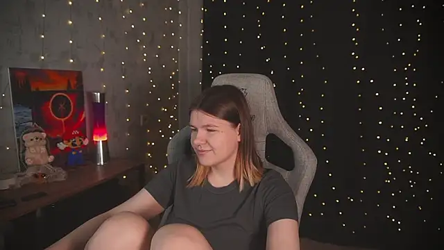 Snapshot of cuteamberlyyy chatting on 10/22/25, 03:17 cuteamberlyyy online show from 10/22/25, 03:17