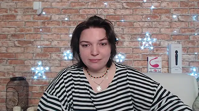 Snapshot of Amelia_Kiss_ chatting on 09/24/25, 12:40 Amelia Kiss online show from 09/24/25, 12:40