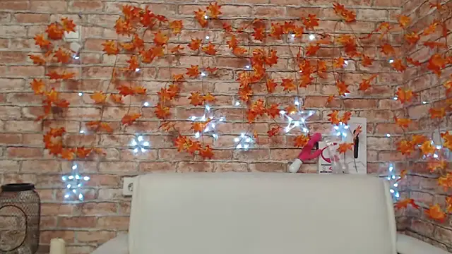 Amelia Kiss  online show from 11/20/25, 12:55