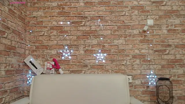 Amelia Kiss  online show from 02/24/26, 12:55