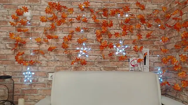 Amelia Kiss  online show from 11/21/25, 12:53