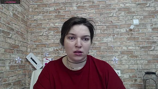 Amelia Kiss  online show from 03/05/26, 12:51
