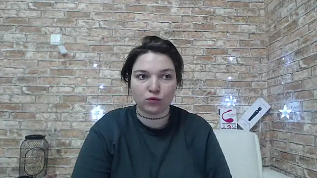 Amelia Kiss  online show from 02/20/26, 01:02