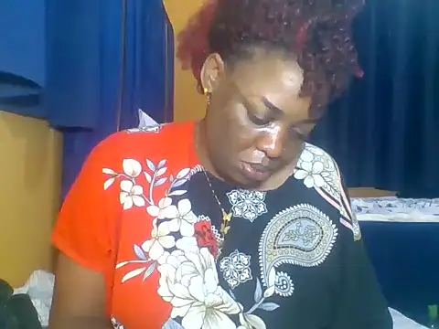 Snapshot of Prettyblackgal chatting on 05/16/26, 03:33 Prettyblackgal online show from 05/16/26, 03:33