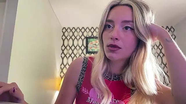 SirenaBelle online show from 03/09/25, 11:47