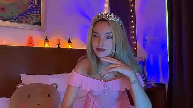 SirenaBelle online show from 11/02/25, 12:04