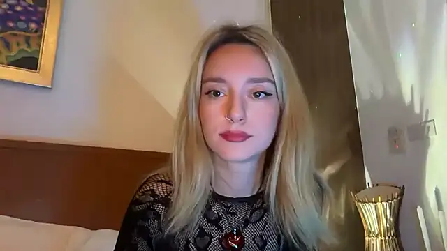 SirenaBelle online show from 11/23/25, 12:53