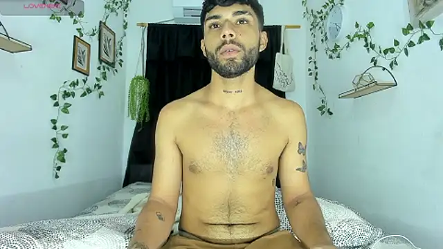 Snapshot of Alex_BigDickkk chatting on 09/29/25, 10:15 Alex BigDickkk online show from 09/29/25, 10:15