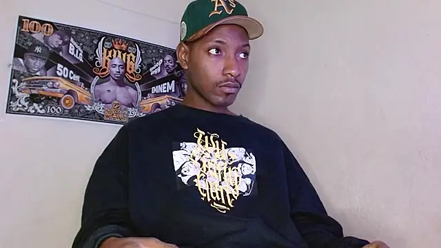 Snapshot of king__Black chatting on 10/09/25, 12:06 king Black online show from 10/09/25, 12:06