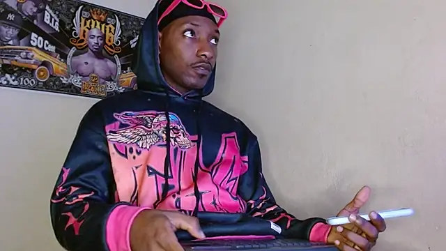 Snapshot of king__Black chatting on 09/15/25, 11:21 king Black online show from 09/15/25, 11:21