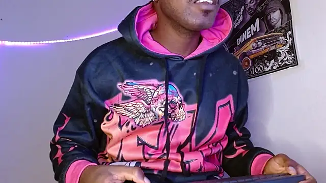 Snapshot of king__Black chatting on 02/04/26, 12:05 king Black online show from 02/04/26, 12:05