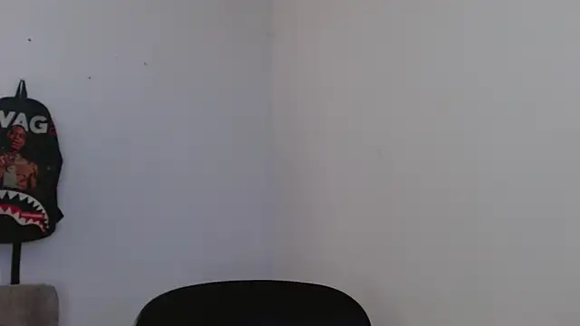 Snapshot of king__Black chatting on 11/10/25, 04:34 king Black online show from 11/10/25, 04:34