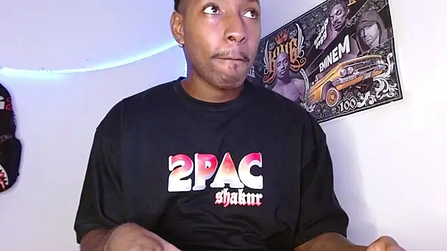 Snapshot of king__Black chatting on 02/01/26, 08:18 king Black online show from 02/01/26, 08:18