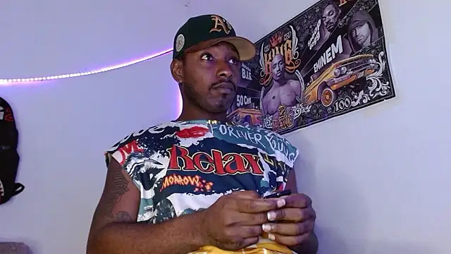 Snapshot of king__Black chatting on 02/28/26, 03:44 king Black online show from 02/28/26, 03:44