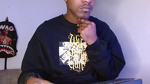 Snapshot of king__Black chatting on 11/30/25, 10:16 king Black online show from 11/30/25, 10:16