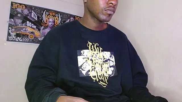 Snapshot of king__Black chatting on 10/13/25, 03:35 king Black online show from 10/13/25, 03:35