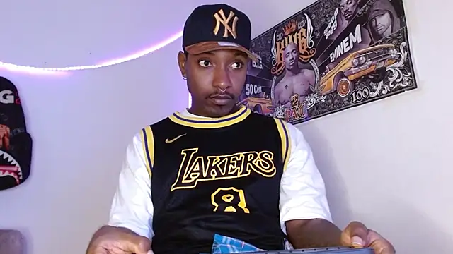 Snapshot of king__Black chatting on 01/15/26, 03:26 king Black online show from 01/15/26, 03:26