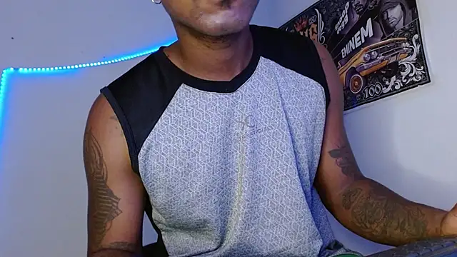 Snapshot of king__Black chatting on 02/02/26, 03:11 king Black online show from 02/02/26, 03:11