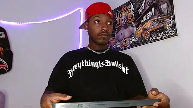 Snapshot of king__Black chatting on 01/09/26, 02:13 king Black online show from 01/09/26, 02:13