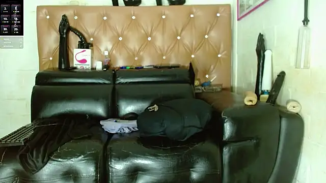 jenny-big-cock online show from 11/13/25, 02:59