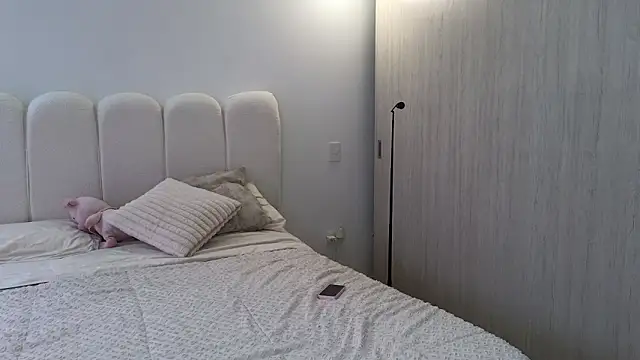 Celeste Tailor  online show from 03/04/26, 08:27