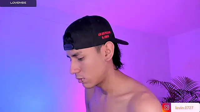 Levin Hikaru online show from 10/30/25, 07:50