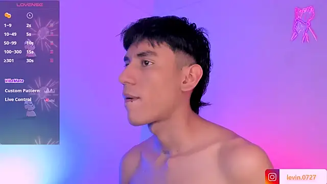 Levin Hikaru online show from 12/19/25, 03:21