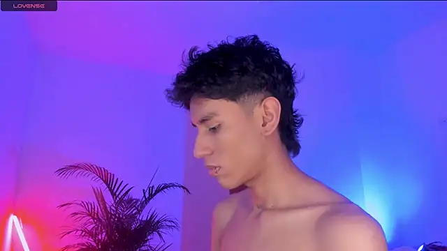 Levin Hikaru online show from 09/29/25, 02:29