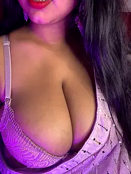 Playful  Princess online show from 12/05/25, 04:55